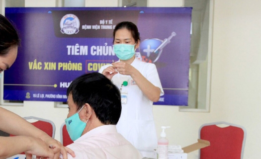 Uống thuốc giảm đau trước khi tiêm có thể làm giảm hiệu quả của vaccine COVID-19